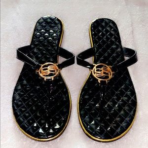 BEBE flip flops